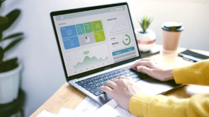 So sánh phần mềm kế toán online và offline